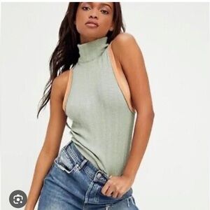 Free People Green Fitted Crop Tank Top NWOT